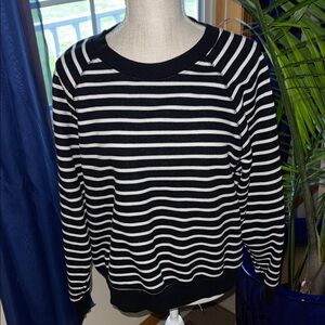 Old Navy Women's Striped Sweatshirt - Black and White
